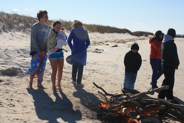 Bonfire after insanities (Wave photo)