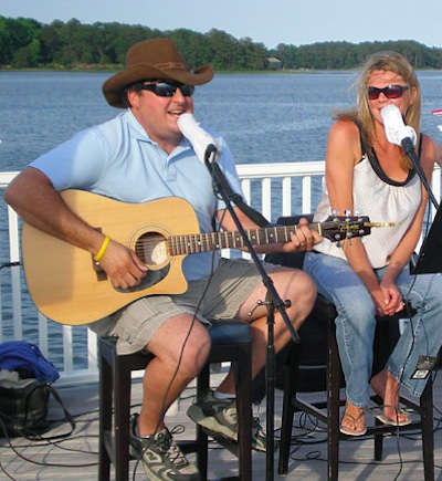 Local favorites Heather & Nathan Travis