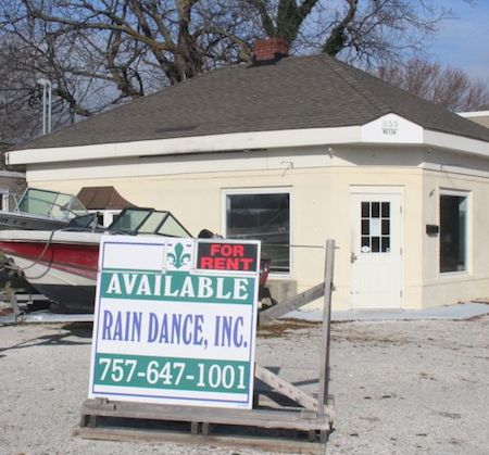 This 16-square-foot sign is four times the new allowed size.