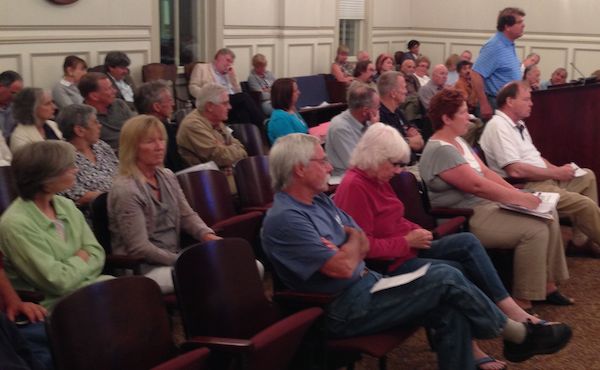Local Realtor David Kabler addresses Northampton Board of Supervisors May 13