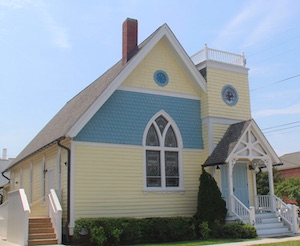 Town has granted itself permission to remove chimneys from historic former library. (Wave photo)